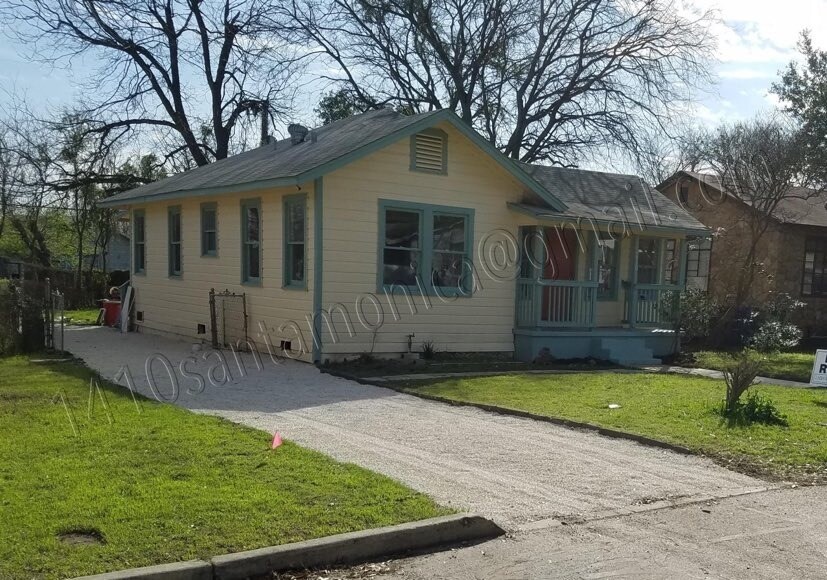 Building Photo - 1410 santa monica