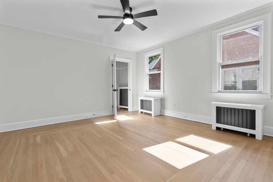 Bedroom 2 - 1070 Whitney Ave