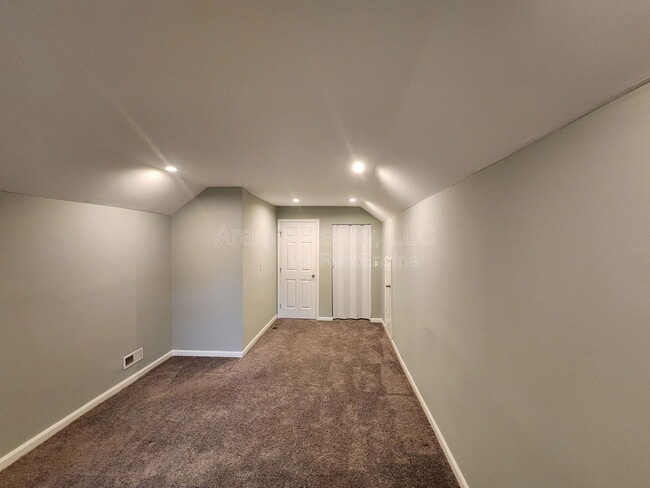 Building Photo - 1733 Beecher St SW