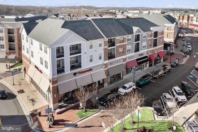 Building Photo - 1102 Ribbon Limestone Terrace SE