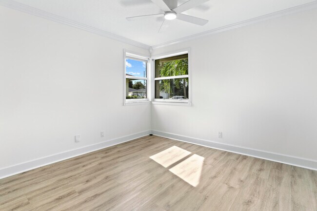 Building Photo - 4545 Brandywine Dr