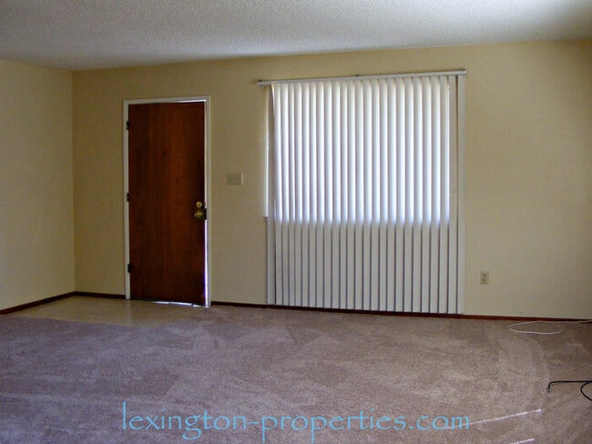 Building Photo - Charming 2BD/1.5BA Home, located in Arden ...