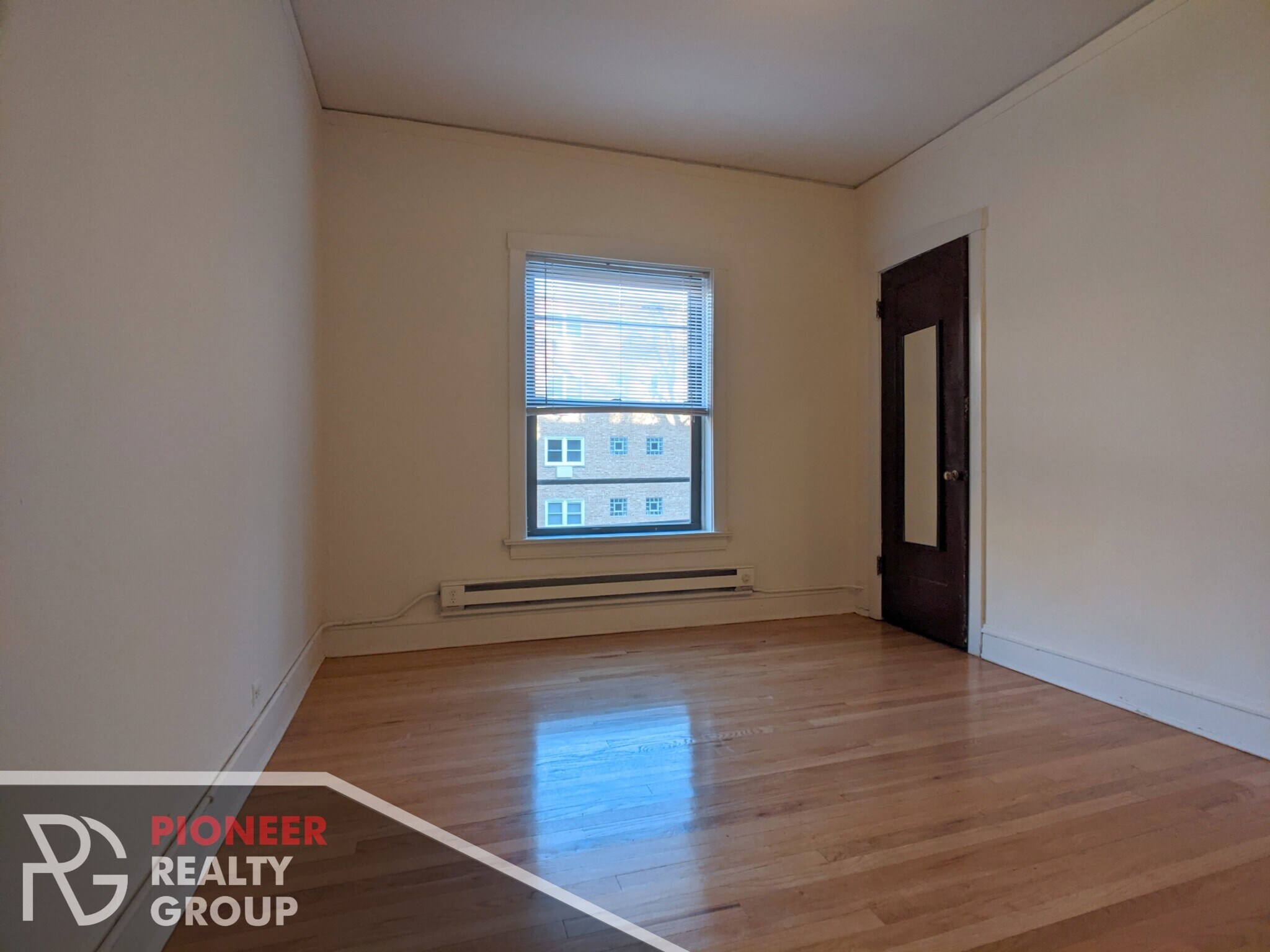 Building Photo - 1025 Dempster St