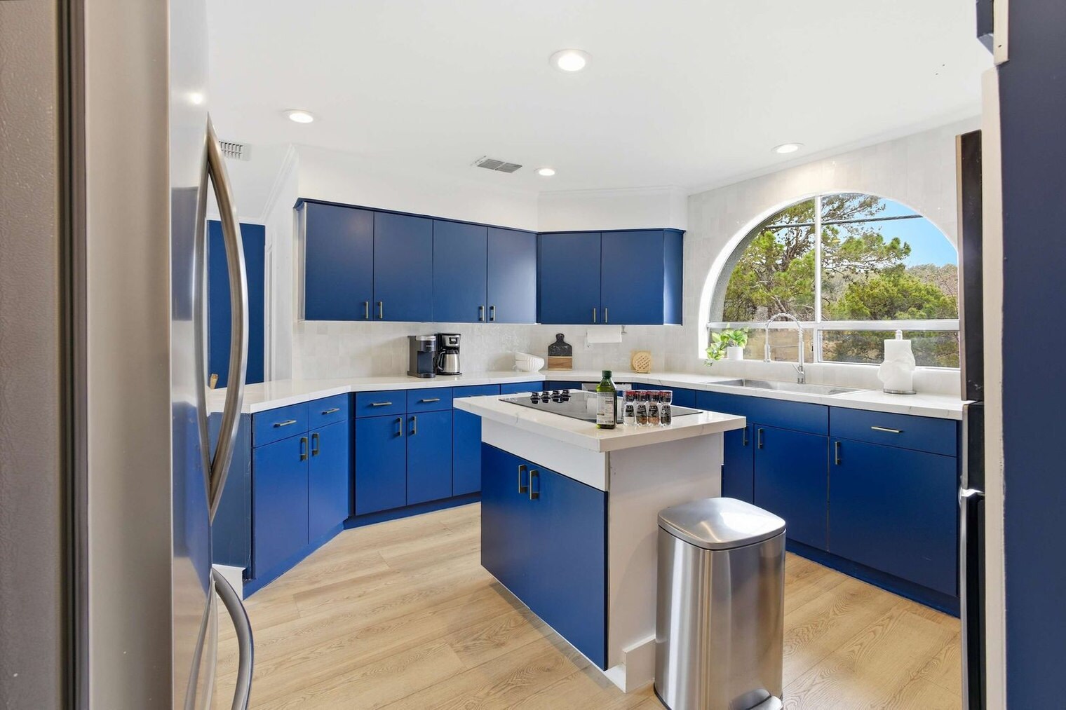 Building Photo - 7621 North Songbird-SI ID1501425P