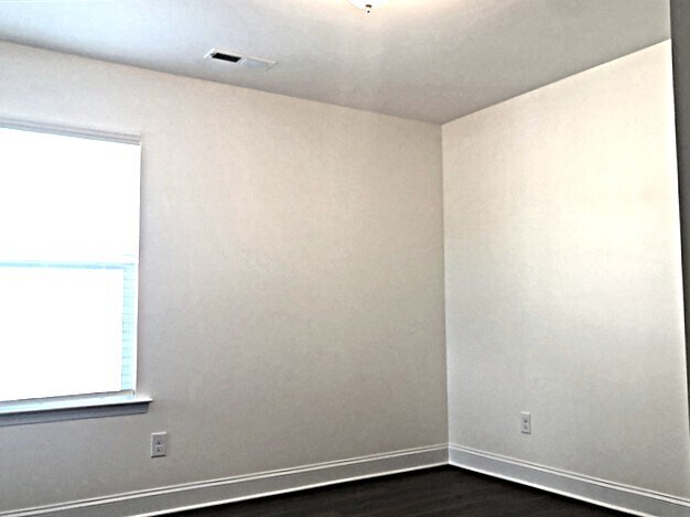 Building Photo - 13021 Wishsong Ct