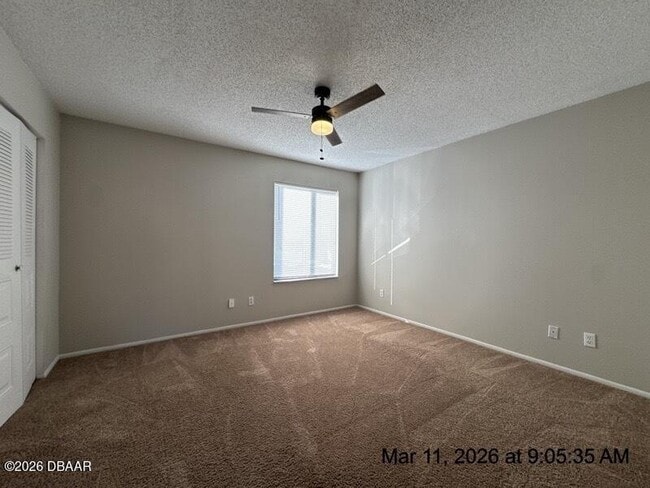 Building Photo - 142 White Fawn Dr