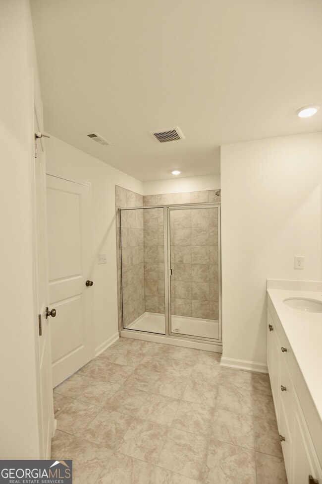 Building Photo - 2839 Rosehall Way