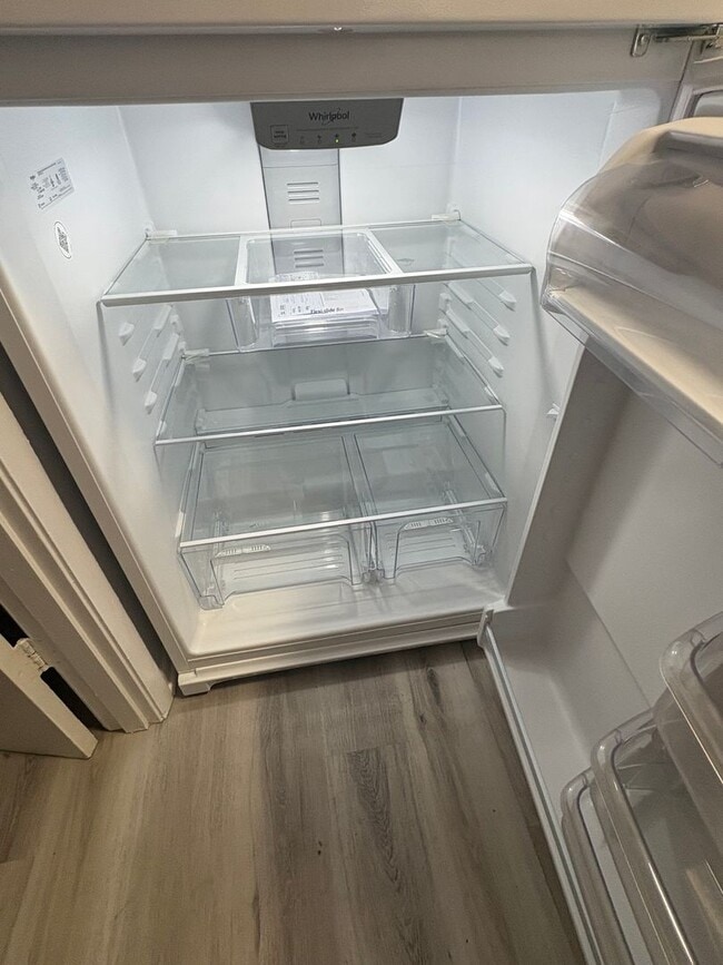 Building Photo - Great 2 large Bedrooms and 2 bath Beauty! Wonderful location. Call Sheila 407-687-7900