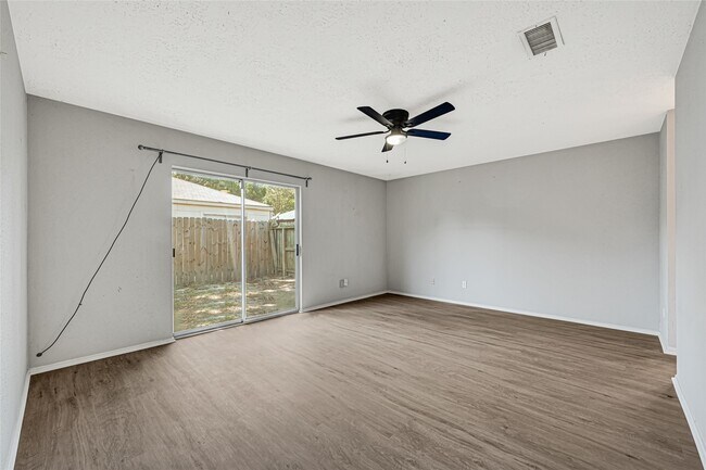 Building Photo - 7314 Addicks Clodine Rd