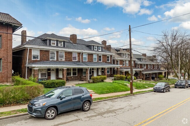 Primary Photo - 800-814 Heberton St