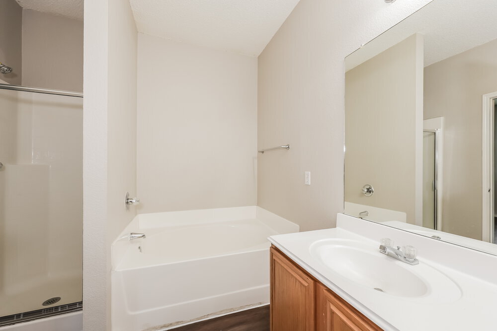 Building Photo - 6460 Downeast Dr