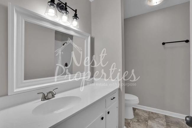 Building Photo - 1932 Greenwyche Ave