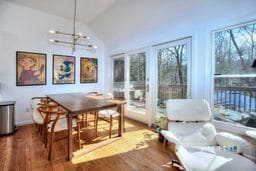 Building Photo - 10 Tiffany Ln