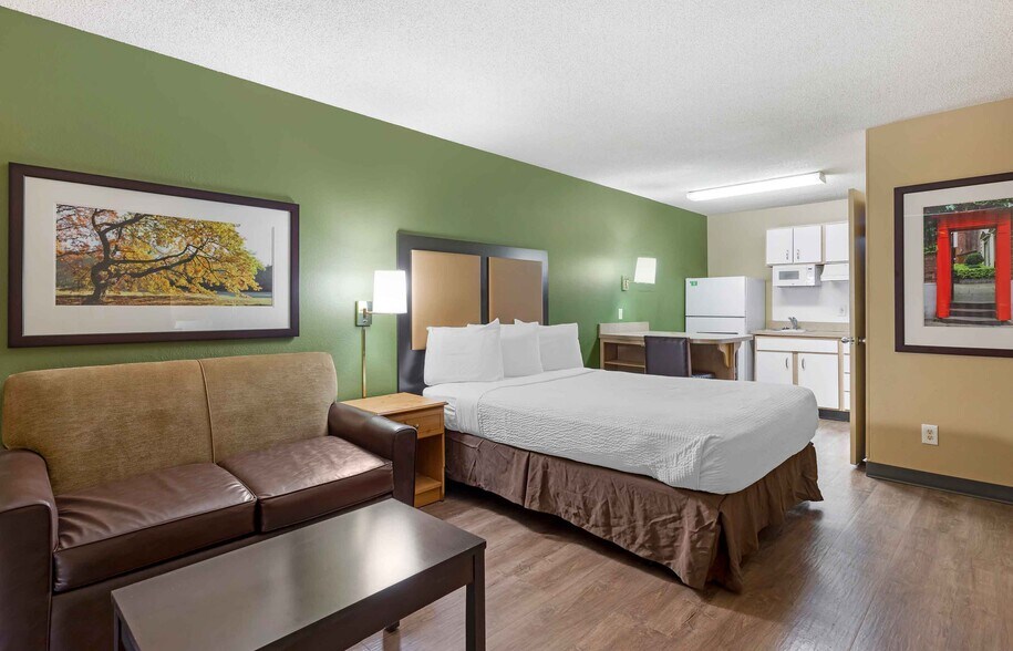 Building Photo - Furnished Studio-Denver - Aurora South