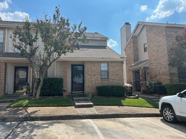 Primary Photo - 3635 Garden Brook Dr