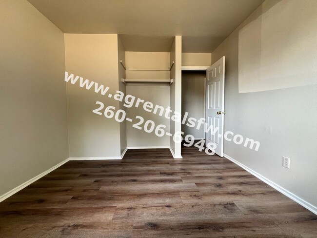 Building Photo - 3 Bedroom - Section 8 OK!
