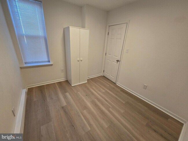 Building Photo - 1523 N 30th St