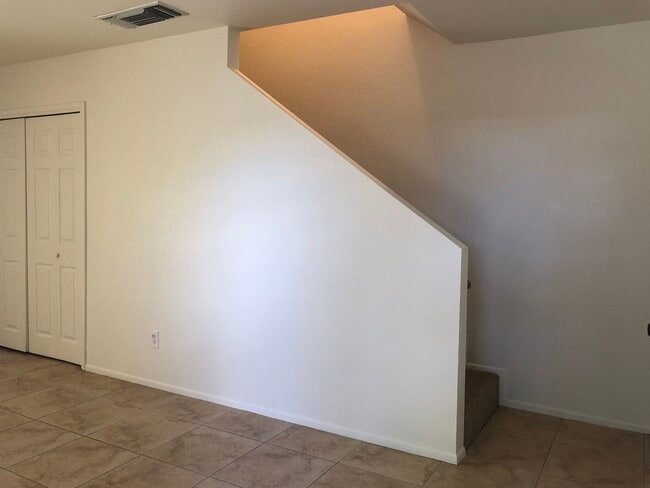 Building Photo - 130 E Mills Dr