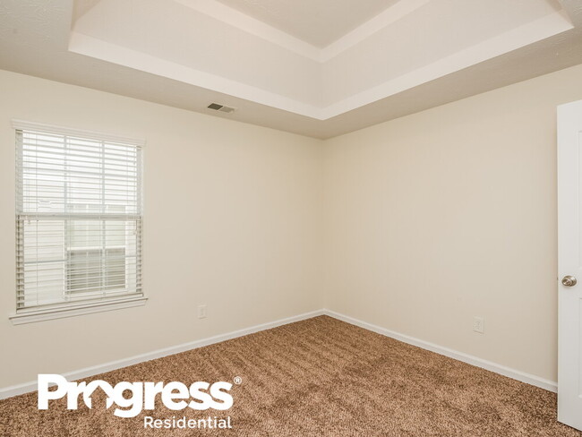 Building Photo - 70 Stony Oak Dr