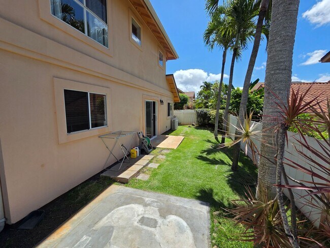Building Photo - Spacious 2-Bedroom Home with loft in Tropics at Waikele with 2 car Garage