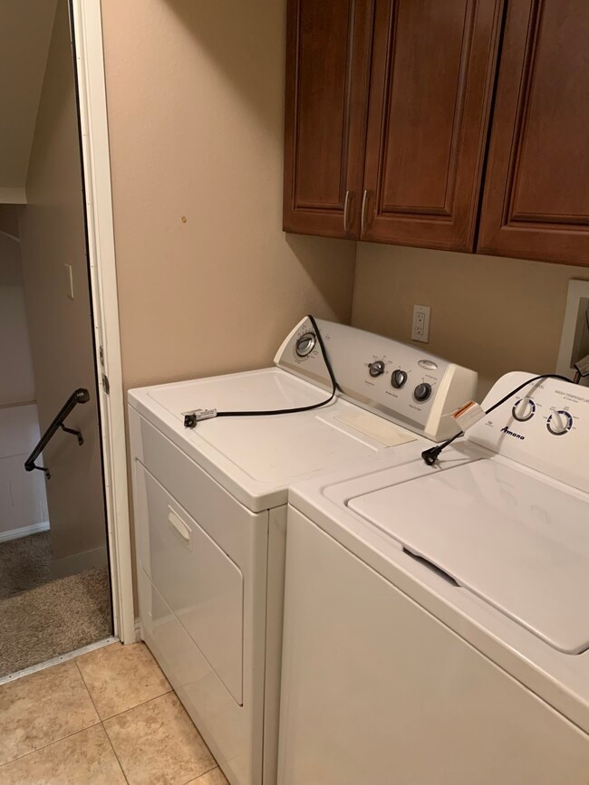 Building Photo - 4219 Walnut Grove Ave