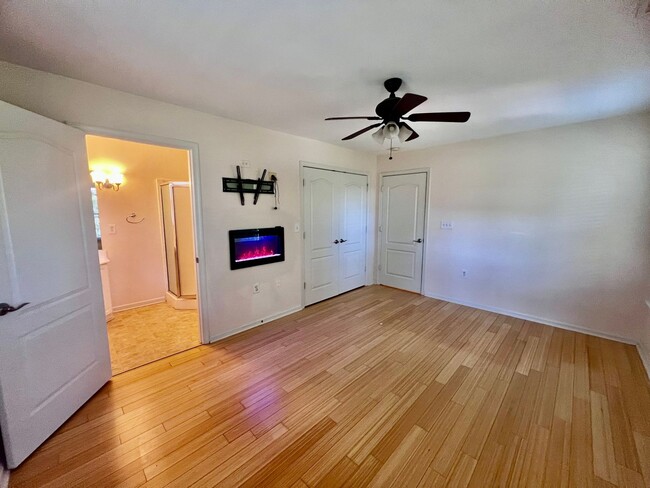 Building Photo - Beautifully Remodeled Corner Condo with Dual Primary Suites in The Villas at Bellamy