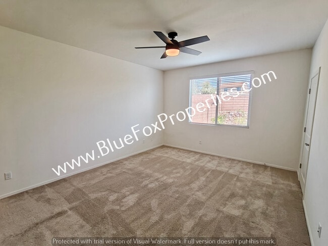 Building Photo - 7860 N Scholes Ave