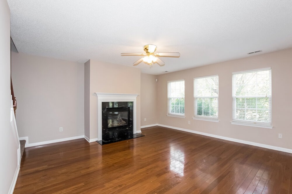 Building Photo - 10625 Haddington Dr