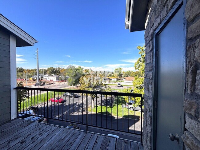 Building Photo - 8803 Colorado Blvd