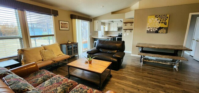 Building Photo - 3654 E Wormwood Ct