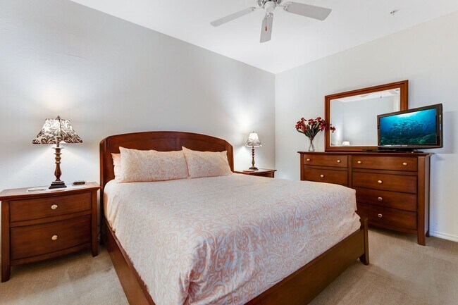 Building Photo - ** HERITAGE BAY ** 2 BED / 2 BATH - CONDO - GOLF MEMBERSHIP - ANNUAL OR SHORT TERM RENTAL