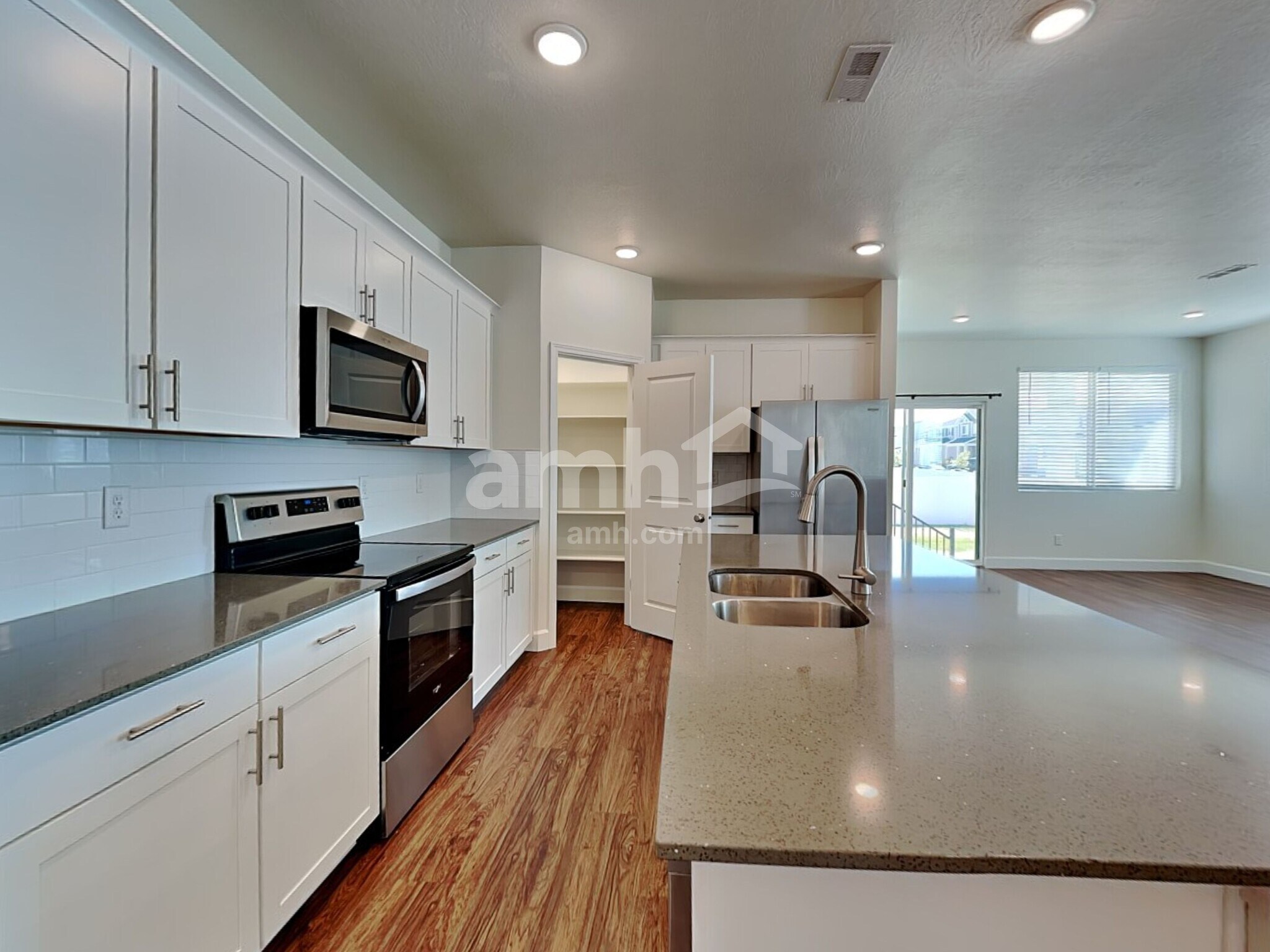 Building Photo - 2705 W 3290 S
