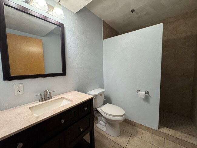 Building Photo - 135 Washington St