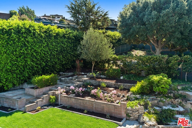 Building Photo - 5266 Veronica St