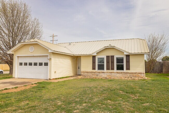 Building Photo - For Lease