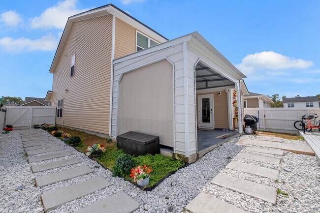 Building Photo - 4800 Silent Creek Ln