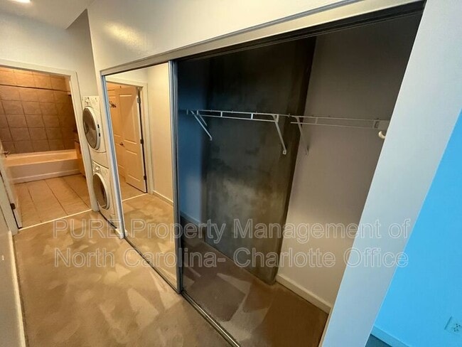 Building Photo - 210 N Church St