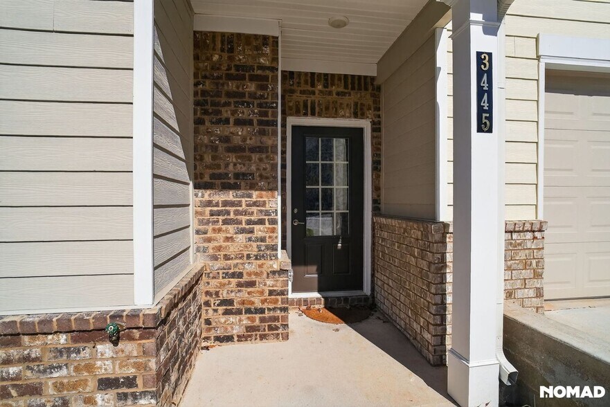 Building Photo - 3445 Sumersbe court