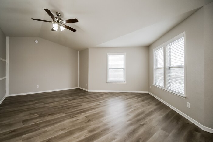Building Photo - 9568 W Quarter Moon Dr