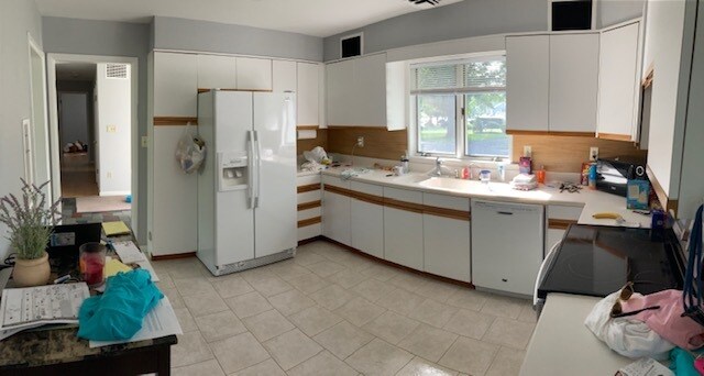 Building Photo - 136 Briarheath Ln