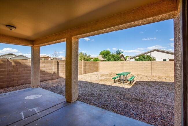 Building Photo - 21357 N Liles Ln