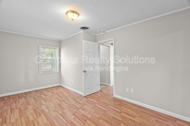 Building Photo - 1144 Northdale Ave