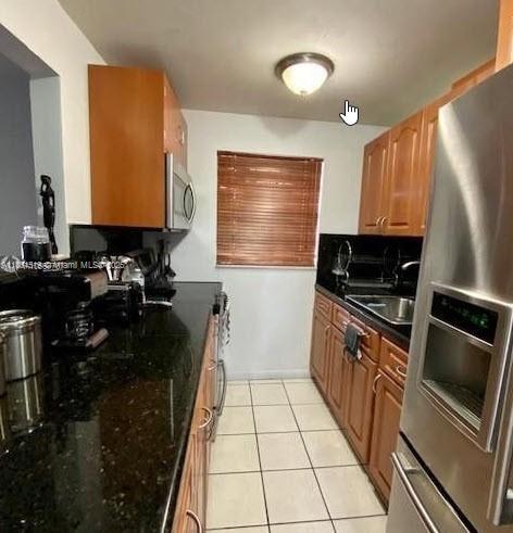 Building Photo - 1325 W 68th St