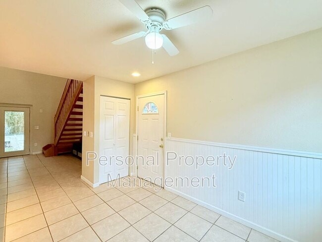 Building Photo - 10303 NE 23rd St