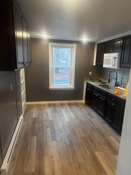 Kitchen - 292 Elm St