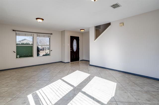 Building Photo - 600 Claiborn Ln