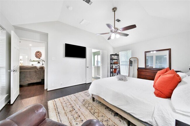 Building Photo - 21403 Hadrian Dr