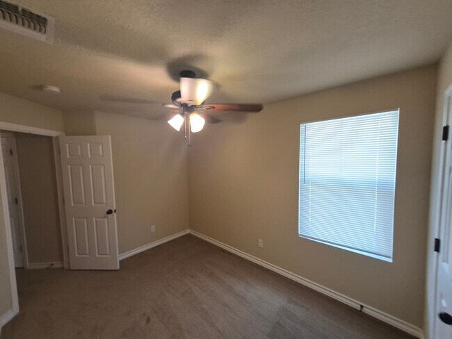 Building Photo - 6321 Attucks Ln