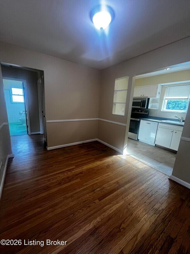 Building Photo - 2708 Riedling Dr