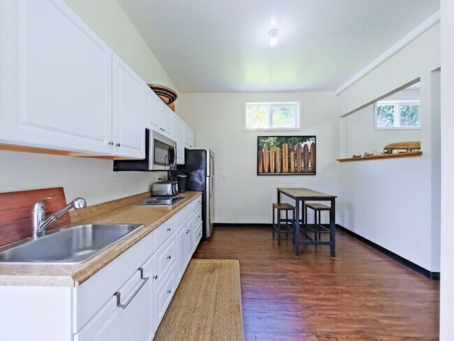 Building Photo - 33702 Calle Conejo